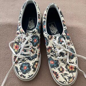 AWESOME VANS Floral Canvas Lace Up Women 8.5